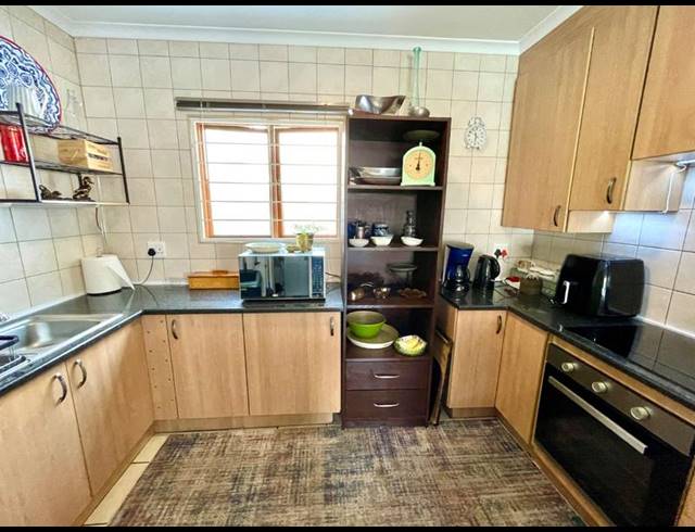3 BEDROOM TOWNHOUSE FOR SALE IN NOORDHEUWEL